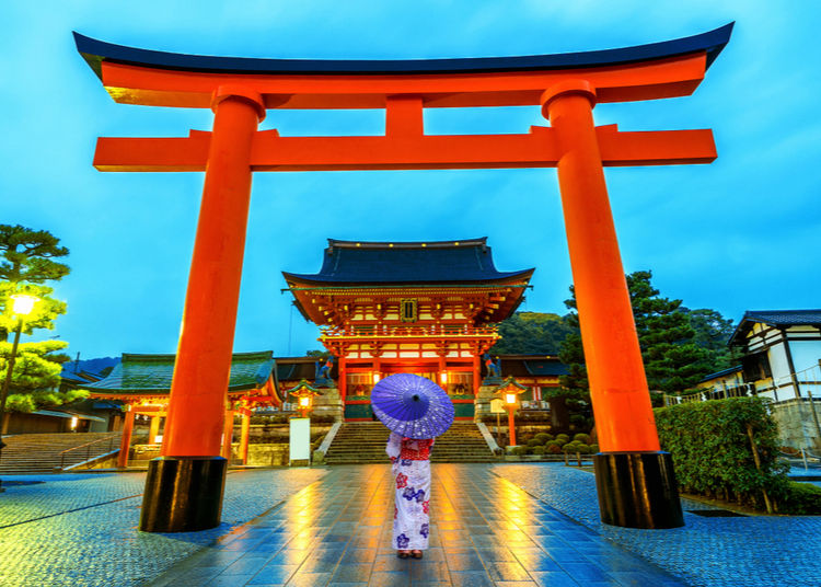 10 Beautiful and Poetic Tourist Destinations in Japan